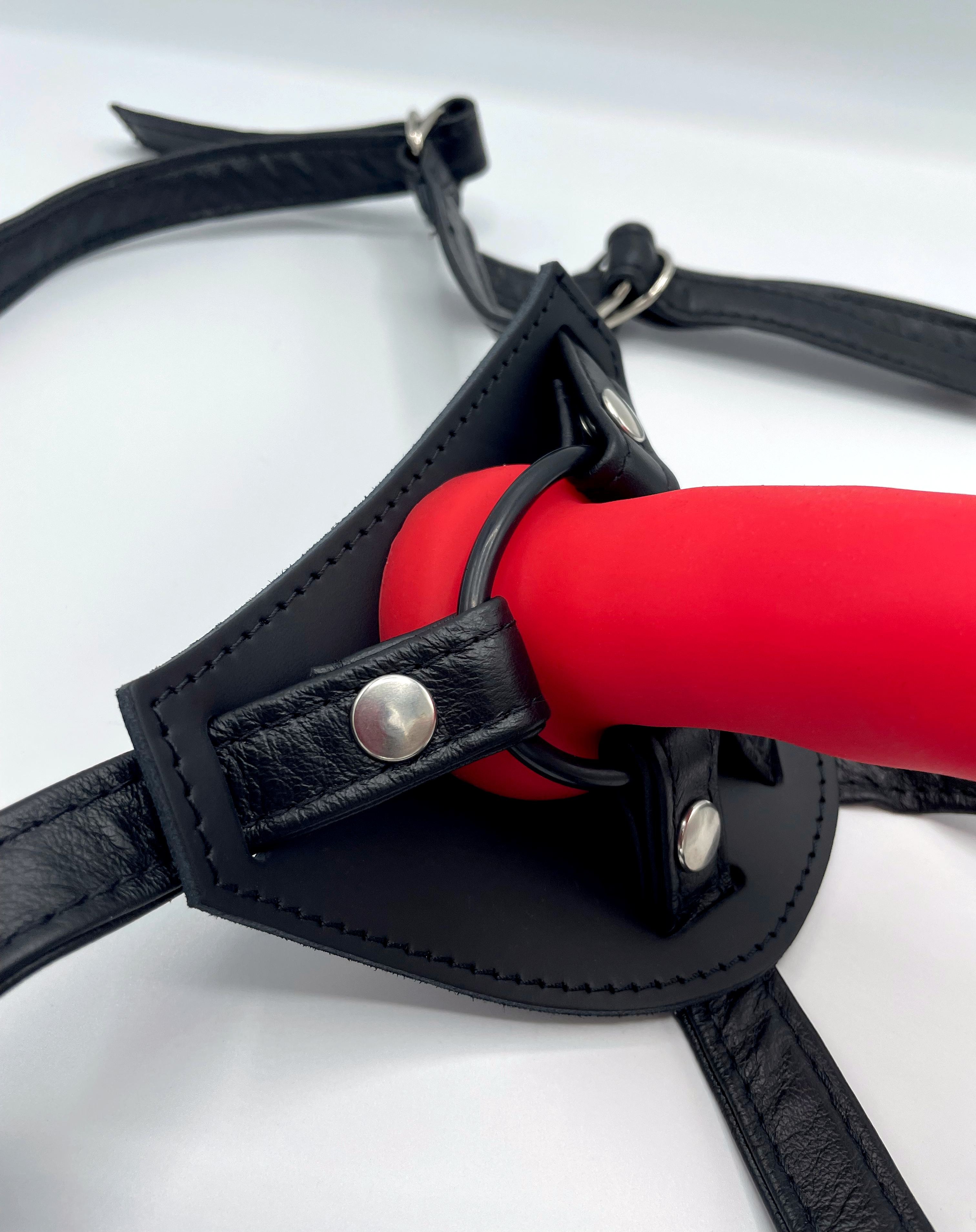 Anwendungsbeispielbild von Dildo Harness Strap on in schwarz mit Dildo