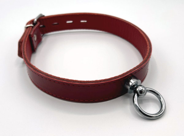abschließbares Lackhalsband ROT mit Ring der O